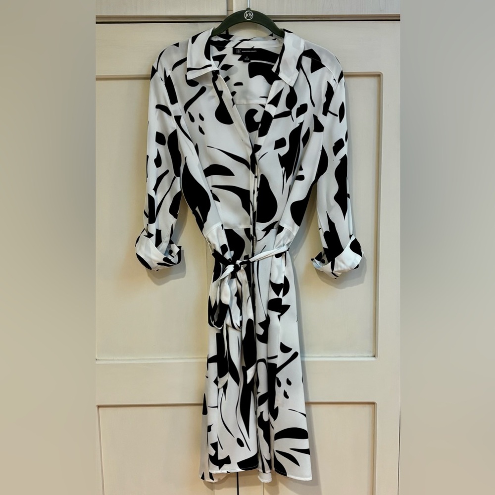 INC International Concepts Black and White Shirtdress